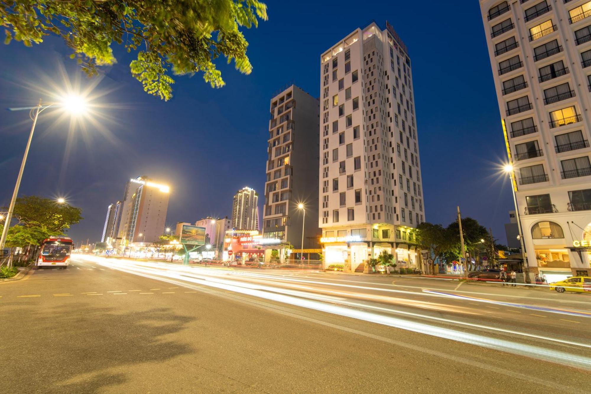 Golden Sun Hotel Danang Esterno foto